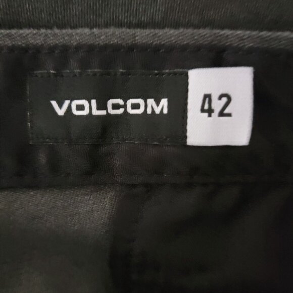 Volcom True To This Mens Flat Front Chino Board Shorts Size 42 Charcoal Grey - Picture 4 of 14